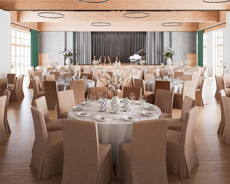 Visualisierung eines hellen Festsaals mit Bühne, eingedeckten und dekorierten Tischen und einem Flügel auf der Bühne